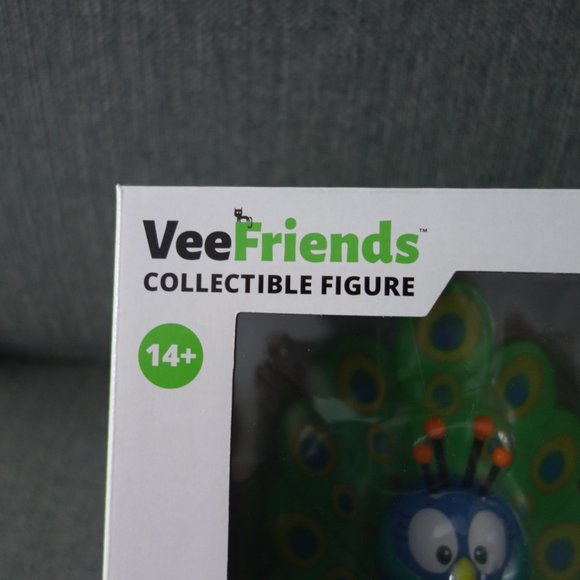 VeeFriends Practical Peacock Collectible Figure Made for Macy's - Picture 4 of 7